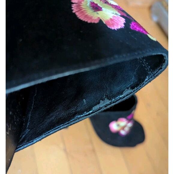 New Look Black Suedette Floral Embroidered Mule Sandals Open Toe Block Heel Sz 7 - Picture 9 of 10